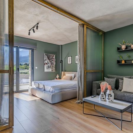Oniropetra Boutique Hotel Karpenísion Exteriör bild