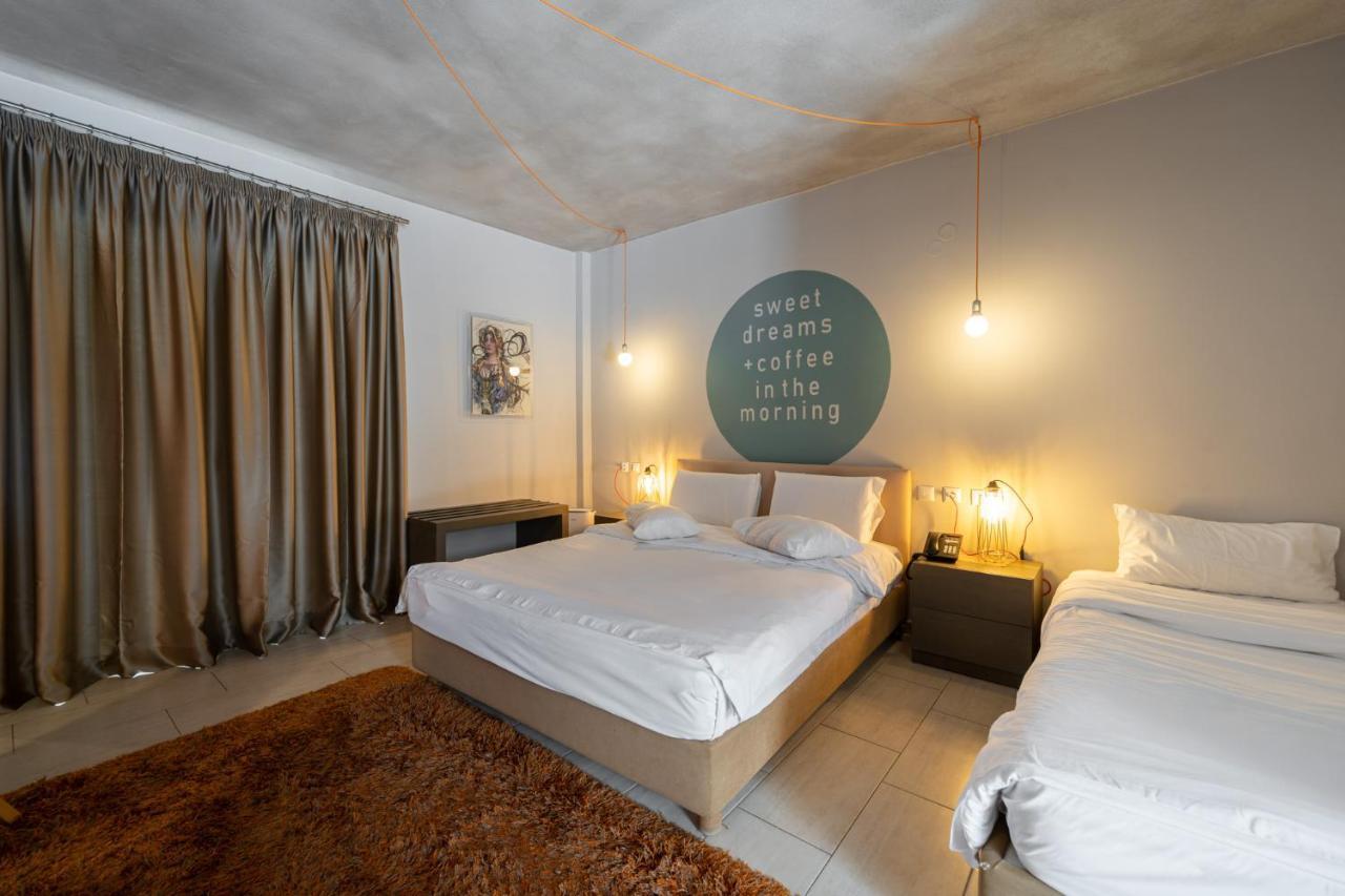 Oniropetra Boutique Hotel Karpenísion Exteriör bild